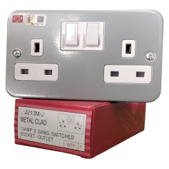 UMS METAL-CLAD SWITCHED SOCKET
