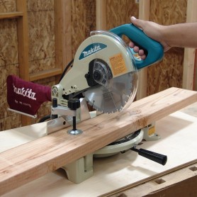 MAKITA COMPOUND MITER SAW 1650W 4600RPM 12.4KG 260MM (LS1040)