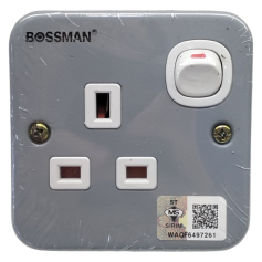 BOSSMAN METAL-CLAD SWITCH SOCKET - SINGLE 13A 1GANG (BSM-131)