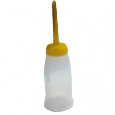 PLASTIC OIL CAN - STRAIGHT